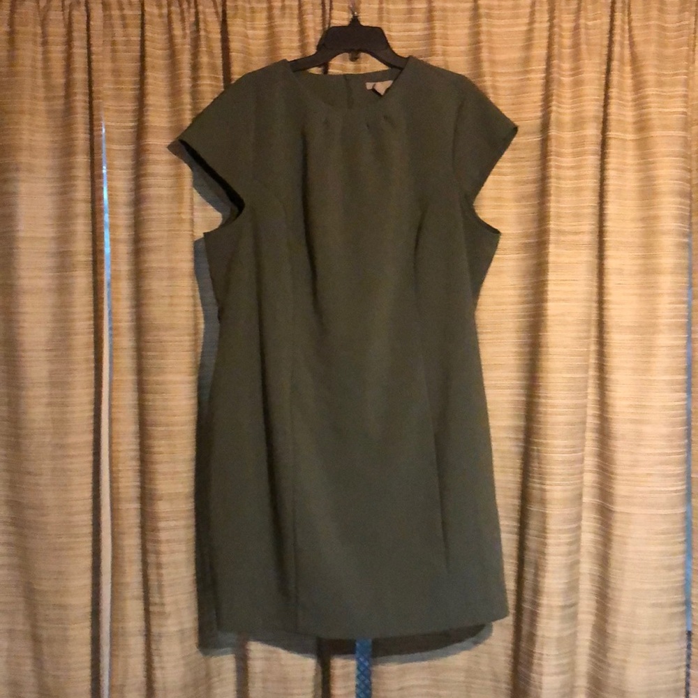 Women’s dress